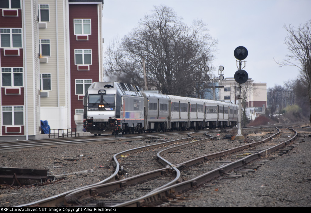 NJT 4504